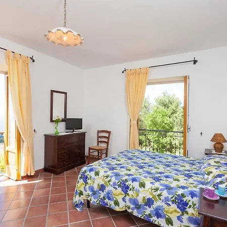 Antico Casale Ruoppo Apartment *