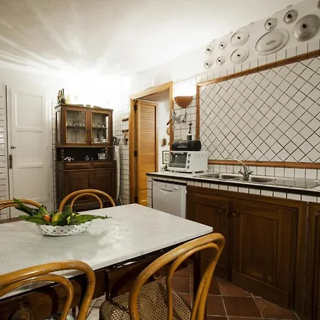 Antico Casale Ruoppo Apartment *